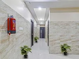 Collection O White House Near KIMS Kondapur