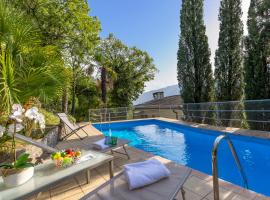 Villa Panorama with private pool - Happy Rentals，位于托尔博莱的酒店