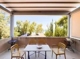 eucalyptus--top floor beachfront apartment