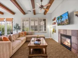 Upstairs 1BR Villa with Impeccable Views #A
