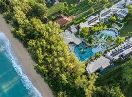 Le Meridien Phuket Mai Khao Beach Resort