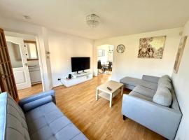Kings Meadows Luxury Home - Free Parking and SuperFast WiFi，位于爱丁堡的酒店
