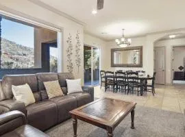 Sierra Sky - Patio with fireplace
