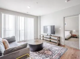 CozySuites at the Banks gym pool 14