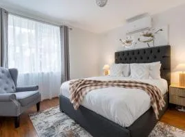 Havana Edge - Pet-friendly Garden Retreat near Beach