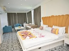 Urvi Banquets & Guest House