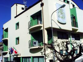 圣乔治亚酒店，位于San Giorgio Lucano的酒店