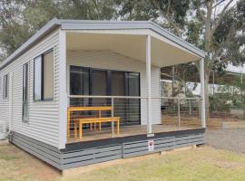 Griffith Tourist Caravan Park，位于格里菲斯的酒店