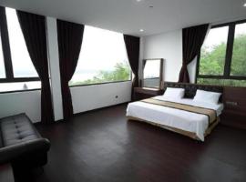 LAKESIDE DAILAI HOTEL