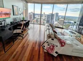 Luxury Skyrise Penthouse