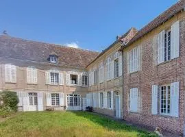 Cozy Apartment In Les Andelys With Wifi