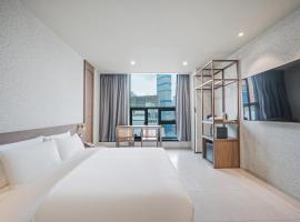 Daegu Dongseongro Giant Hotel，位于大邱的酒店