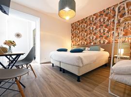 Hôtel le Terminus et son restaurant Côte à Côte - Chambres rénovées，位于欧坦的酒店