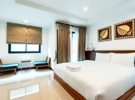 X Yon INN Sukhumvit 4 BTS Nana