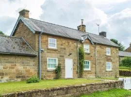 Rose Cottage, Kepwick Village with Hot Tub - Rural Location