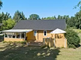 Gorgeous Home In Stege With Kitchen