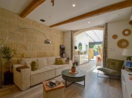 Maison indépendante Piscine Jardin Climatisation，位于Bezouce的酒店