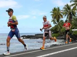 CLOSEST To IRONMAN START - ISLANDER INN CONDOS