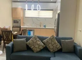 Allman luxurious one bedroom near beaches