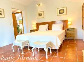 Casa Raiz Guest House & Retiro