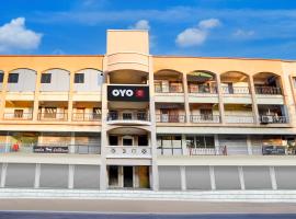 Hotel O Surbhi Inn，位于Bodakdev的酒店