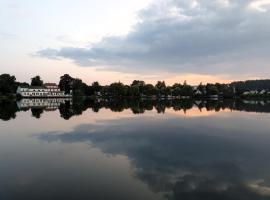 Seehotel Krakow am See，位于滨湖克拉科的酒店