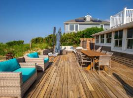 Diana Luxury Retreat: Private Beach and Vineyards，位于Wading River的酒店