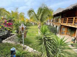 Relaxing 1BR Palm View near Beach，位于曼克拉的酒店