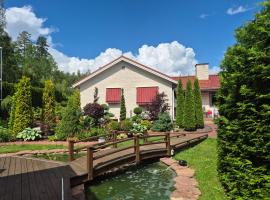 Vacker villa nära Kolmården och Norrköping，位于Åby的酒店