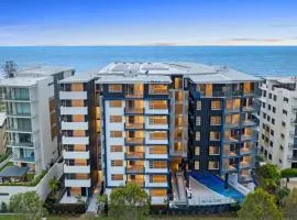 Luxury Coastal Living - Beach Life