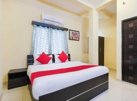 Hotel O The Dreams，位于印多尔印多尔机场 - IDR附近的酒店