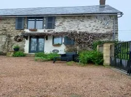 Holiday Home in Teilhet near Chateau Rocher