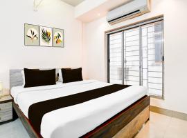 Hotel O Rajdanga Near Acropolis Mall Formerly The Corporate Inn，位于Jādabpur的酒店
