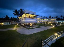 The Marine Pride Beach Resort & Spa，位于瓦尔卡拉的酒店