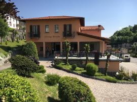 贝勒吉利亚小旅馆，位于皮尔斯亚的酒店