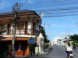 JJ. Home Petchaburi