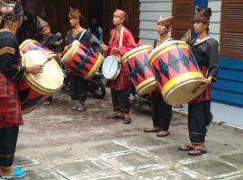 Pasir Panjang Permai Hotel & Resorts，位于Matur的酒店