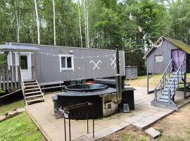 Toma pirts MEŽA，位于Tīnūži的酒店