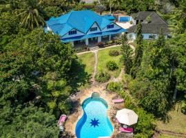 Allamanda Boutique Hostel，位于Galu的酒店