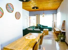 Garden Villa 5BR Home Near Road,Nature and City Life