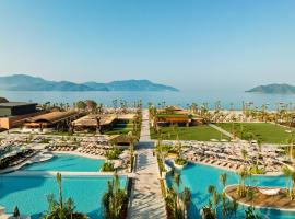 XO CAPE ARNNA Fethiye，位于费特希耶的酒店