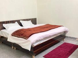 Hotel 39 West Inn，位于Mohali的酒店