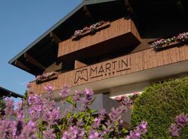 Hotel Martini Kaprun - including summercard & breakfast，位于卡普伦的酒店