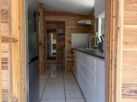 La Maison de la forêt，位于比斯卡罗斯的酒店