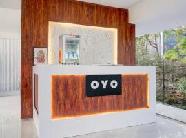 Hotel O D Town Lodging，位于浦那的酒店