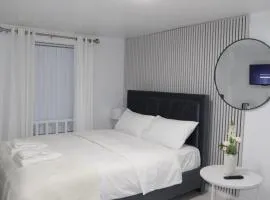 White Cozy Roomzzz