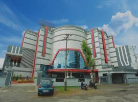 Capital O Kovilakam Residency，位于德里久尔的酒店