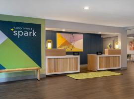 Spark by Hilton West Coxsackie，位于West Coxsackie的酒店
