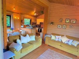 Hartland Hideaway Lodge，位于伍尔法迪斯沃西的酒店