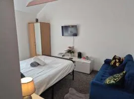New Central Guest House